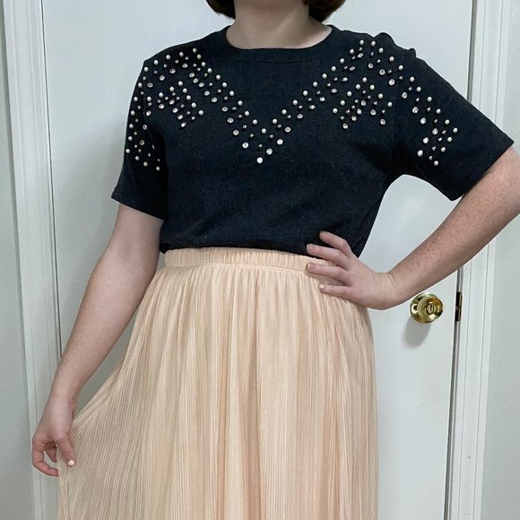 Gray Beaded Short Sleeve Fleece Shirt Size Small - Picture 3 of 5